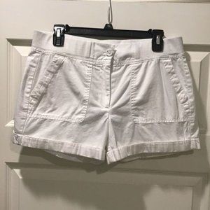 Ann Taylor LOFT white shorts, size 6, EUC